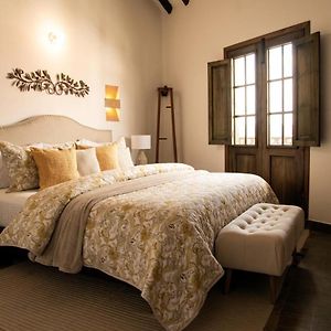 Santa Lucia Casa Hotel
